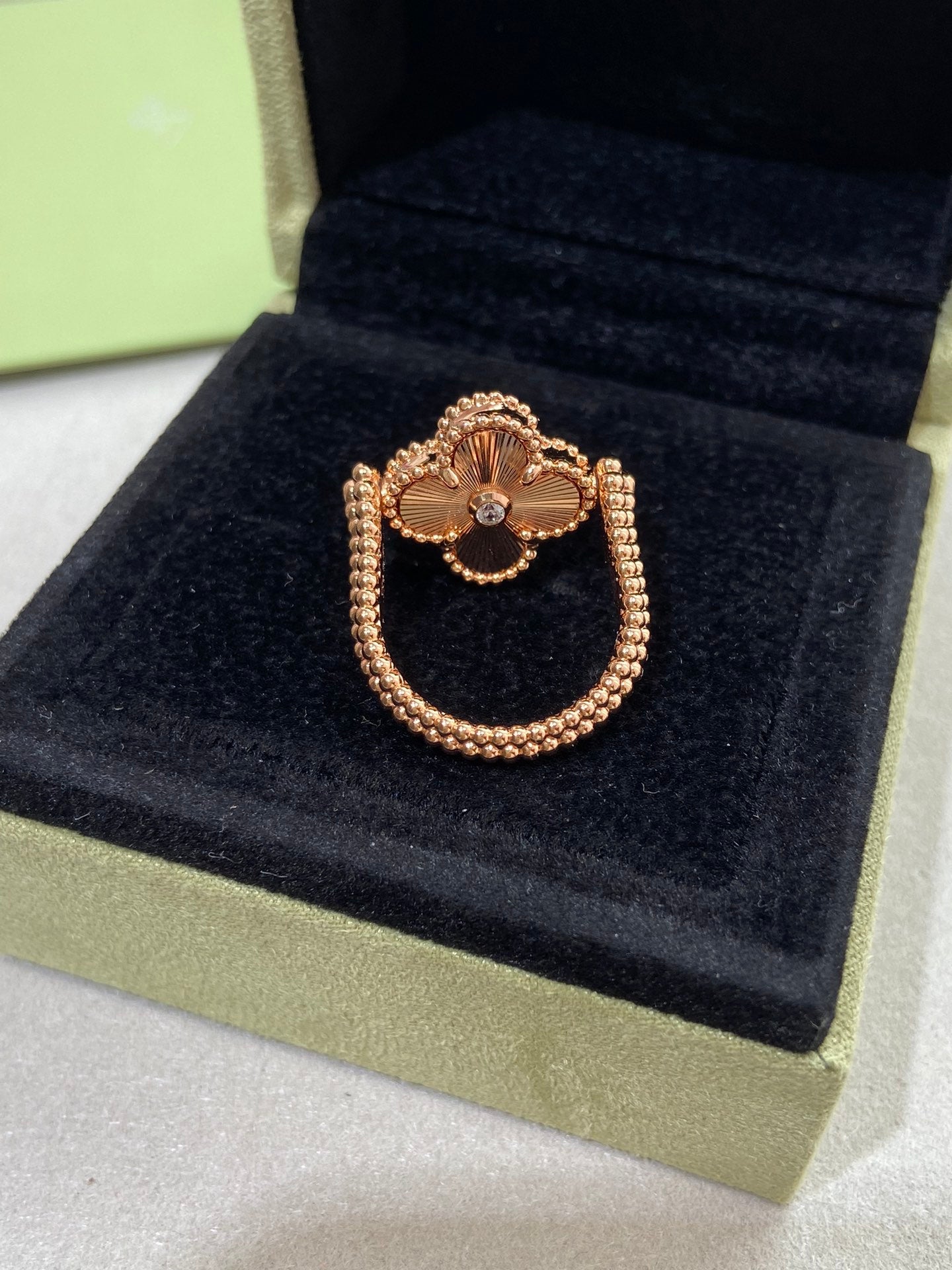 [Ornora Jewelry]CLOVER RIVERSIBLE ROSE GOLD RING