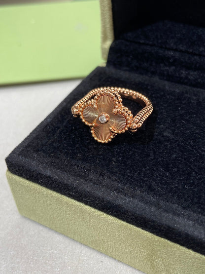 [Ornora Jewelry]CLOVER RIVERSIBLE ROSE GOLD RING