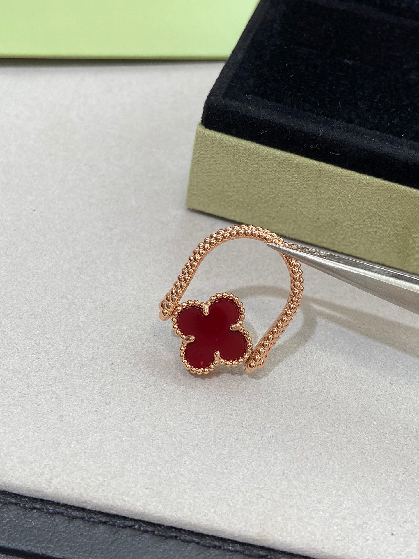 [Ornora Jewelry]CLOVER RIVERSIBLE ROSE GOLD RING