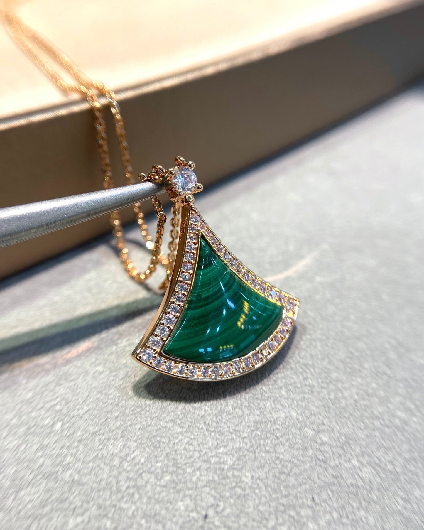 [Ornora Jewelry]DREAM MALACHITE DIAMOND PAVED PINK GOLD NECKLACE