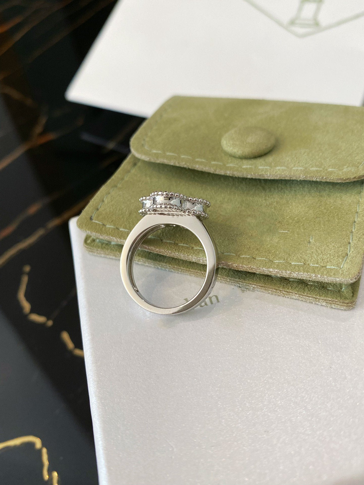 [Ornora Jewelry]CLOVER SILVER RING