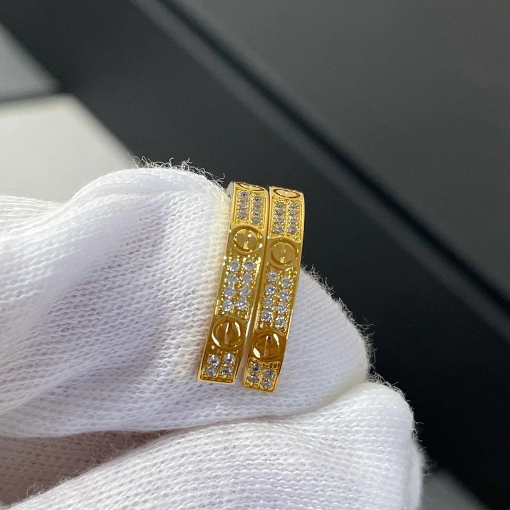 [Ornora Jewelry]LOVE EARRINGS 3.6MM DIAMOND PAVED