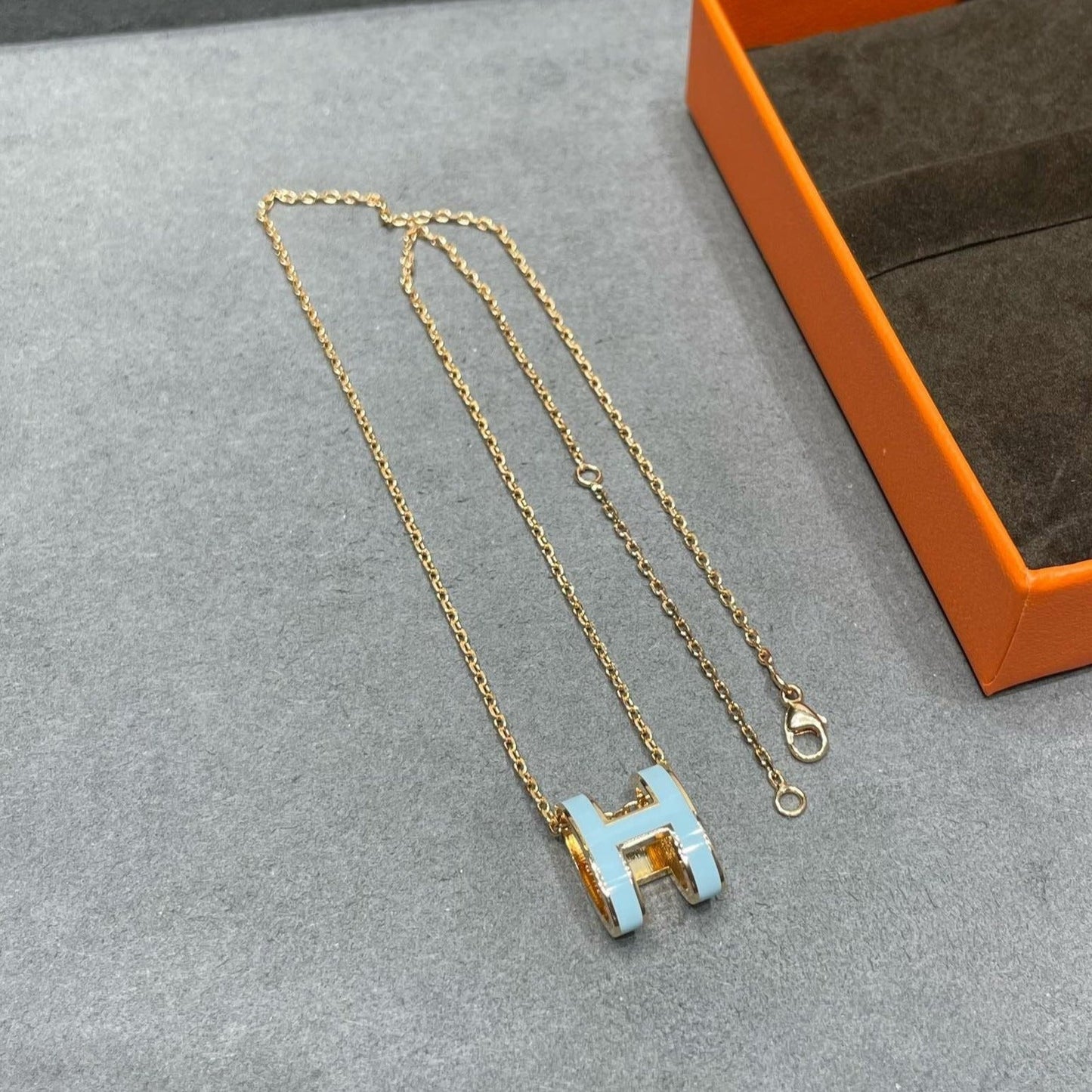 [Ornora Jewelry]POP H SKY BLUE NECKLACE