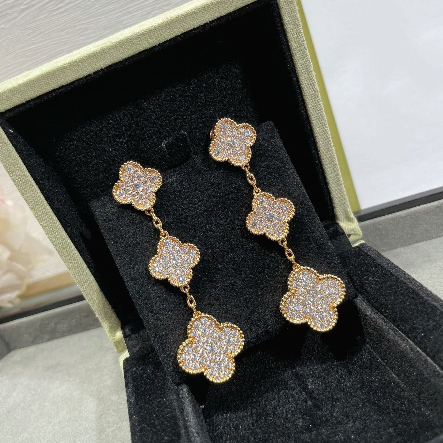[Ornora Jewelry]CLOVER 3 MOTIFS DIAMOND PAVED ROSE GOLD EARRINGS