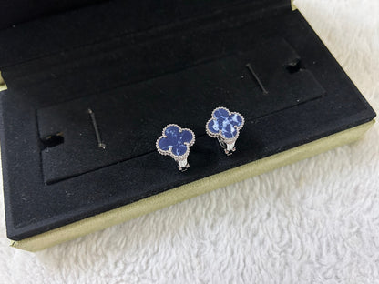 [Ornora Jewelry]CLOVER PIETERSITE MEDIUM STUD EARRINGS