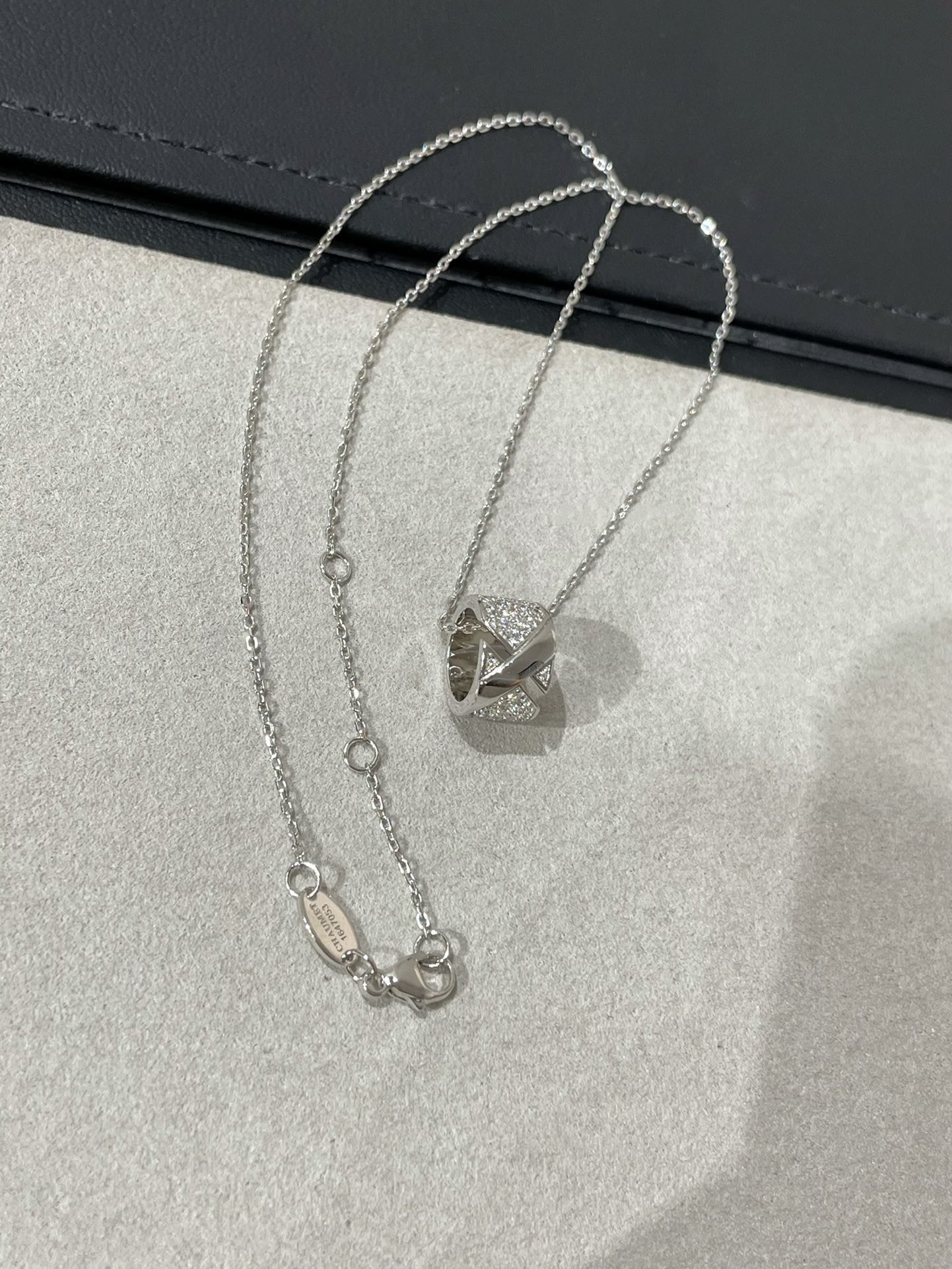 [Ornora Jewelry]LIENS EVIDENCE DIAMOND PAVED NECKLACE