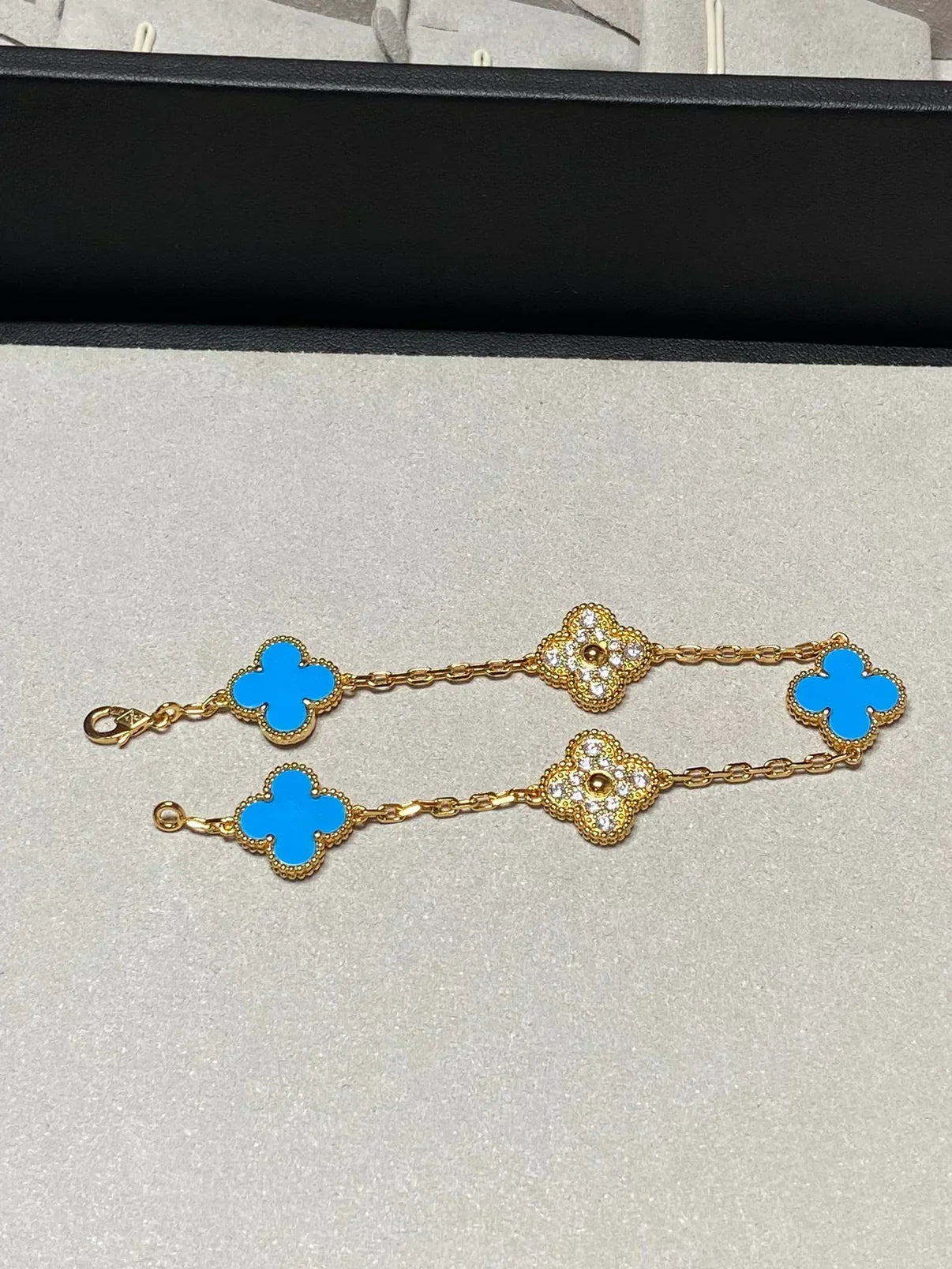 [Ornora Jewelry] CLOVER 5 MOTIF BLUE AGATE BRACELET COLLECTION