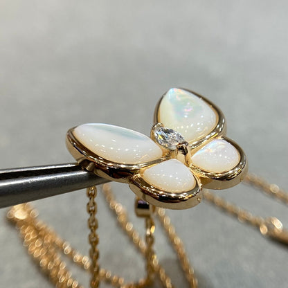 [Ornora Jewelry]BUTTERFLY MOP DIAMOND NECKLACE