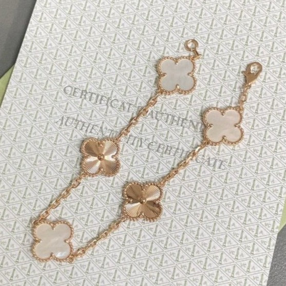 [Ornora Jewelry]CLOVER WHITE PEARL MOP 5 MOTIF BRACELET COLLECTION