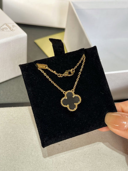 [Ornora Jewelry]CLOVER ROCK CRYSTAL ROSE GOLD NECKLACE