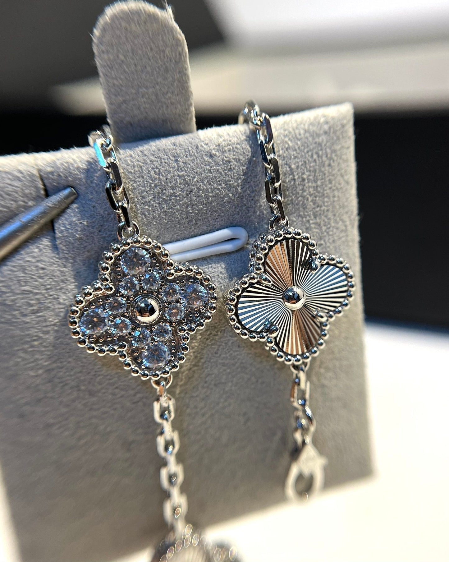 [Ornora Jewelry] CLOVER 5 MOTIF LASER BRACELET COLLECTION