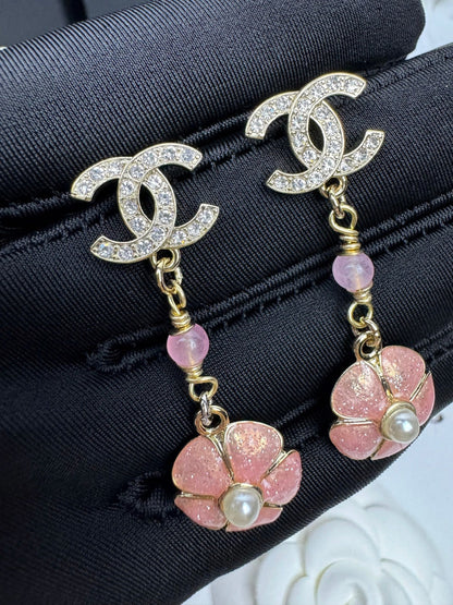 [Ornora Jewelry]26C Pink Camellia Enamel Pendant with Double C Earrings