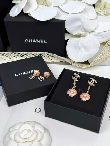 [Ornora Jewelry]26C Pink Camellia Enamel Pendant with Double C Earrings
