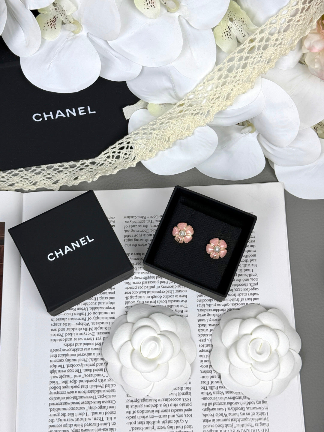 [Ornora Jewelry]26C Pink Camellia Pearl Enamel Stud Earrings