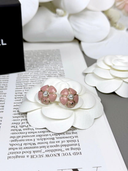 [Ornora Jewelry]26C Pink Camellia Pearl Enamel Stud Earrings
