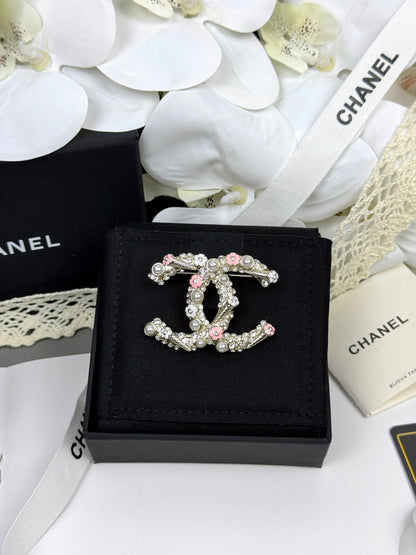 [Ornora Jewelry]26C Pink-White Enamel Ice Cream Cone Double C Brooch