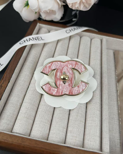 [Ornora Jewelry]Pink Resin Classic Brooch 5cm