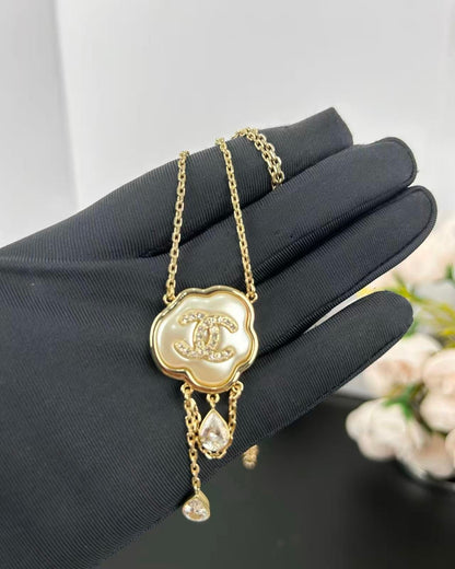[Ornora Jewelry]Cloud Pearl Mother-of-Pearl Diamond Chain Pendant Necklace