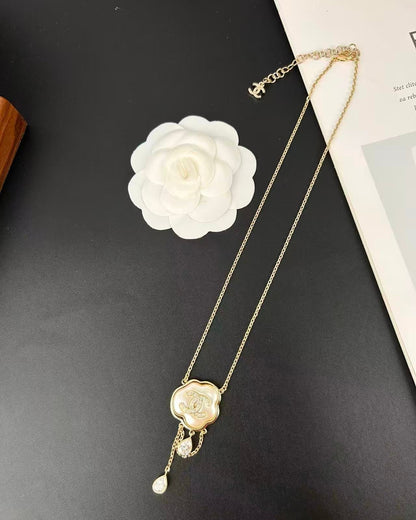 [Ornora Jewelry]Cloud Pearl Mother-of-Pearl Diamond Chain Pendant Necklace