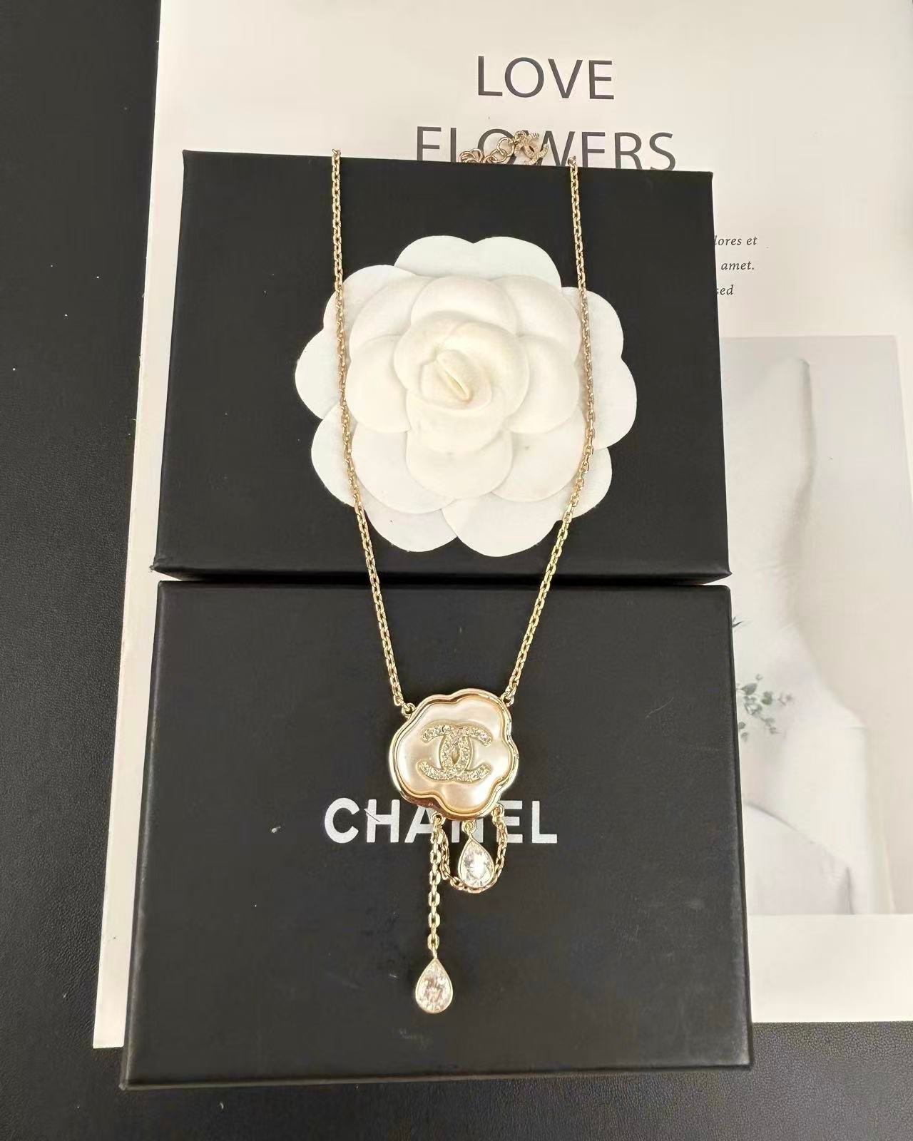 [Ornora Jewelry]Cloud Pearl Mother-of-Pearl Diamond Chain Pendant Necklace
