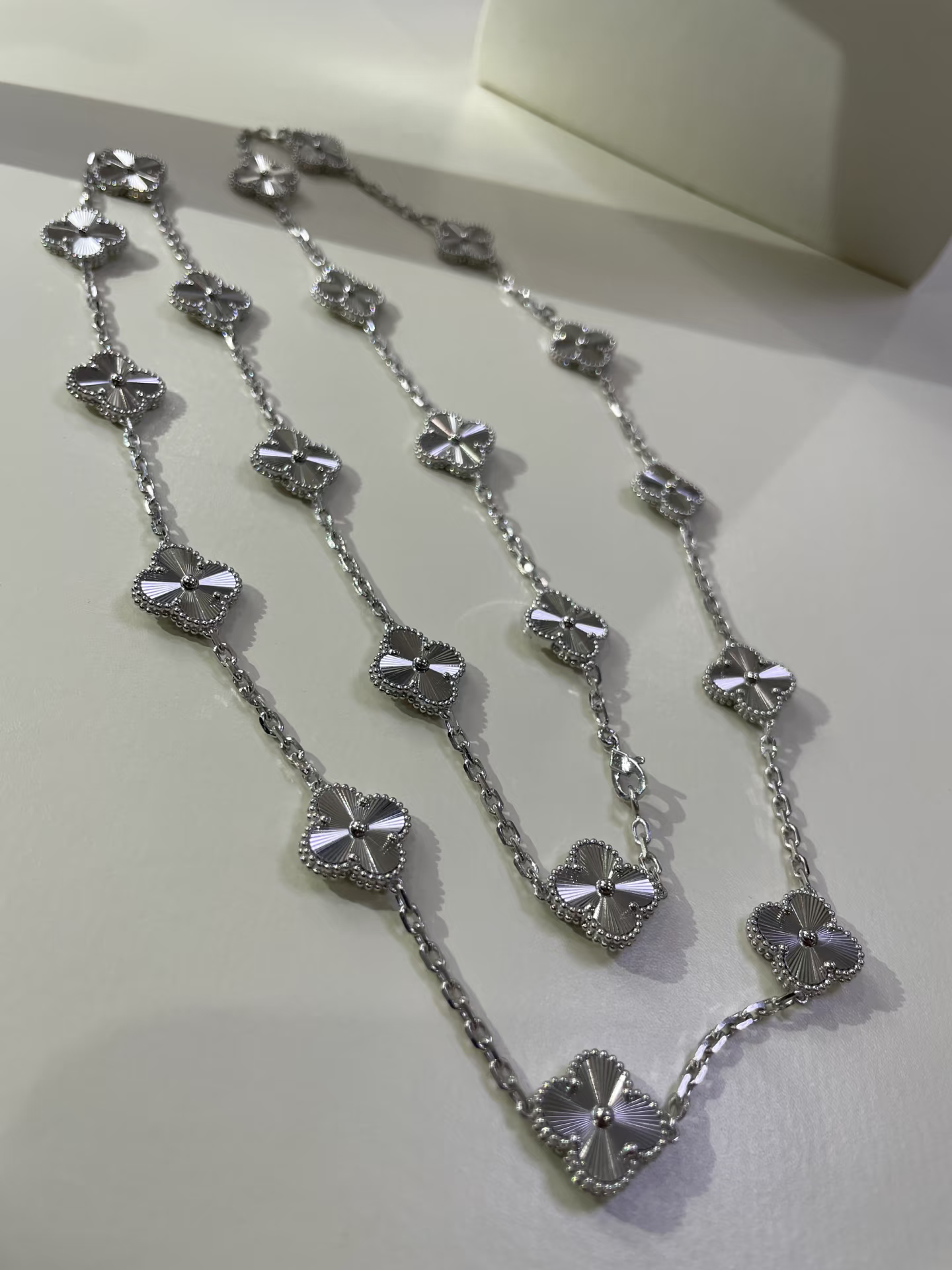 [Ornora Jewelry]CLOVER 20 MOTIFS SILVER LASER