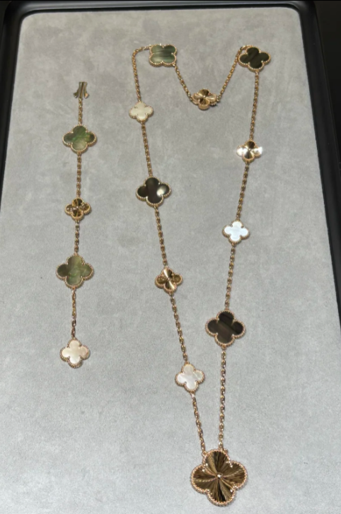 [Ornora Jewelry]DETACHABLE CLOVER 15(11+4) FLOWER SILVER NECKLACE SET