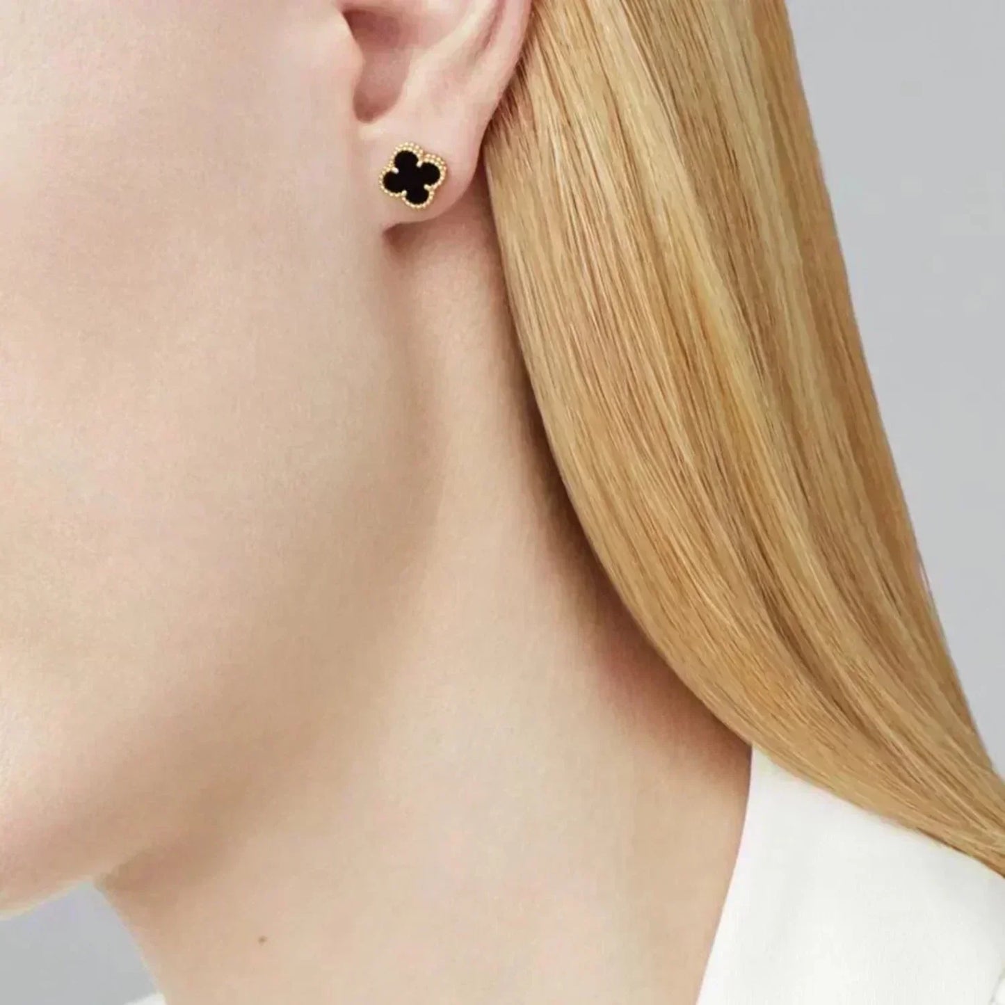 [Ornora Jewelry]CLOVER MINI 9.5MM BLACK MOP EARRINGS