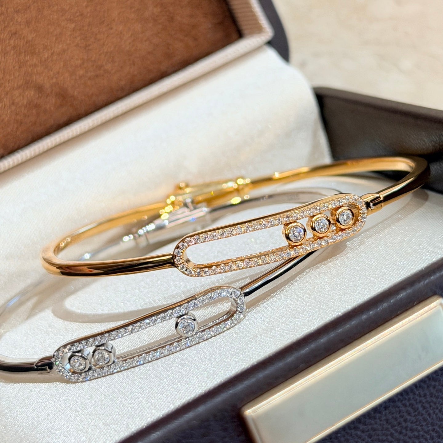 [Ornora Jewelry]Move Pavé Diamond Bangle Bracelet M