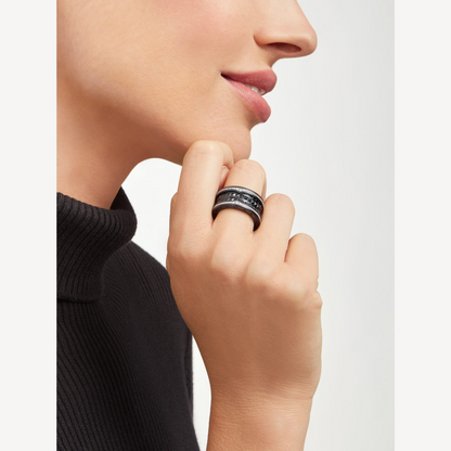 [Ornora Jewelry]ZERO 1 ROCK FOUR-BAND BLACK CERAMIC WITH STUDDED SPIRAL AND PAVED DIAMONDS RING