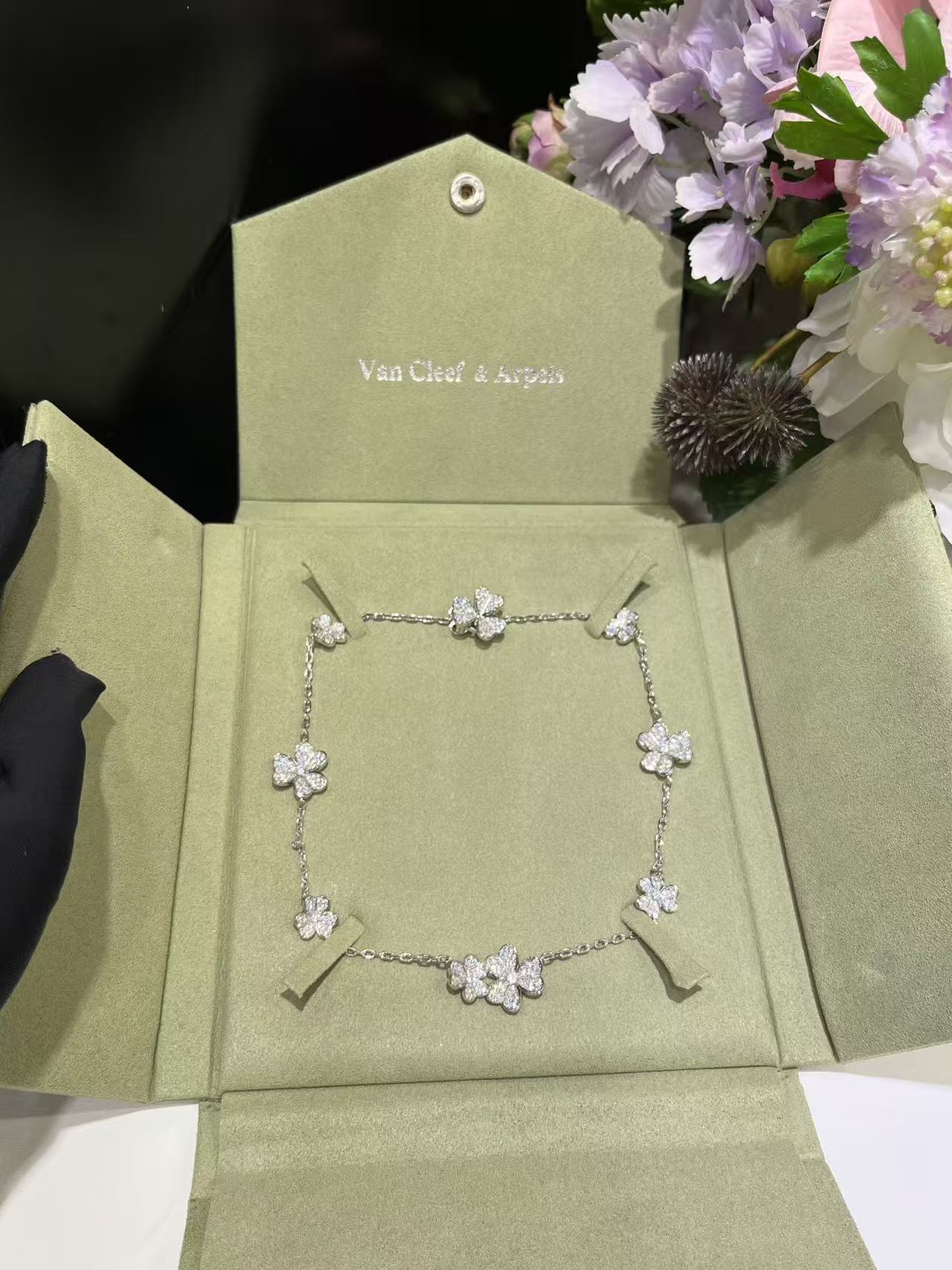 [Ornora Jewelry]CLOVER 10 MOTIFS  FULL DIAMOND NECKLACE