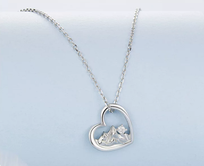 Heart-Shaped Far Mountain Necklace