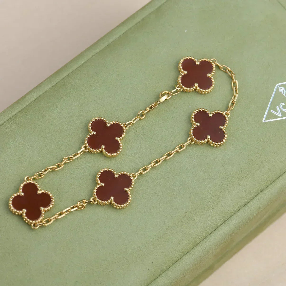 [Ornora Jewelry] CLOVER 5 MOTIF RED CORNELIAN BRACELET COLLECTION