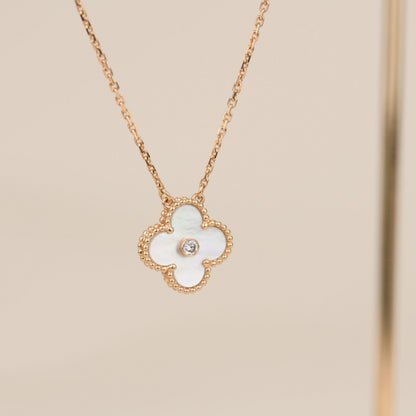 [Ornora Jewelry]CLOVER 15MM DIAMOND WHITE FRITILLARIA NECKLACE