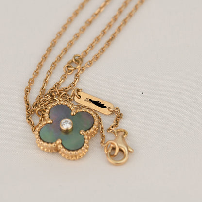 [Ornora Jewelry]CLOVER 15MM DIAMOND AND MOTHER-OF-GREY NECKLACE