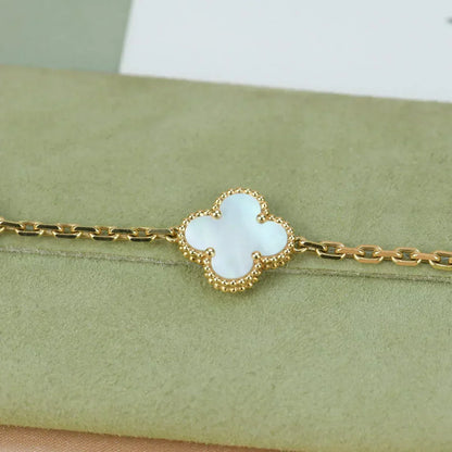 [Ornora Jewelry]CLOVER WHITE PEARL MOP 5 MOTIF BRACELET COLLECTION