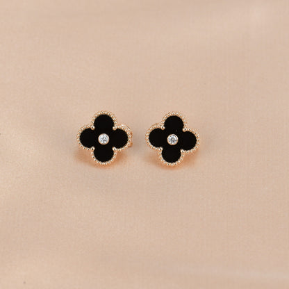 [Ornora Jewelry]CLOVER MEDIUM 1 MOTIFS ONYX DIAMOND EARRINGS