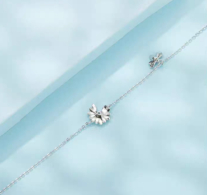 Bee And Daisy Bracelet