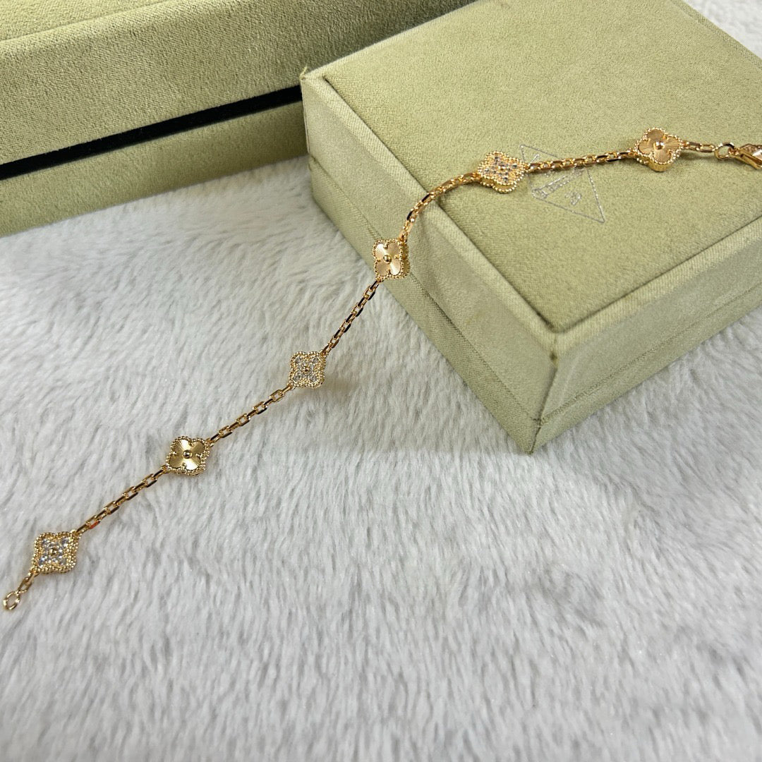 [Ornora Jewelry]CLOVER 6 MOTIF DIAMOND LASER BRACELET