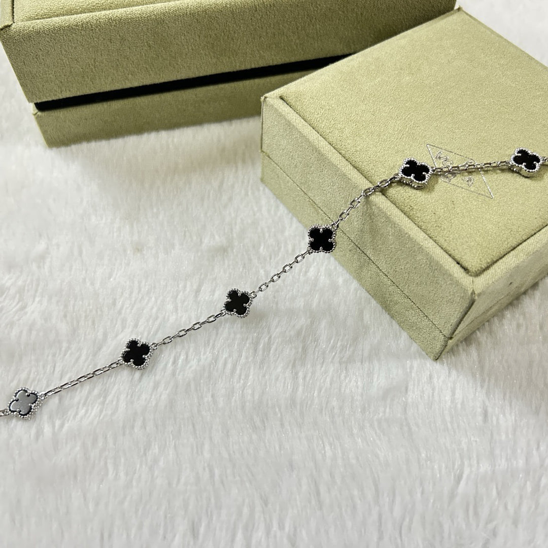 [Ornora Jewelry]CLOVER 6 MOTIF  ONYXS BRACELET