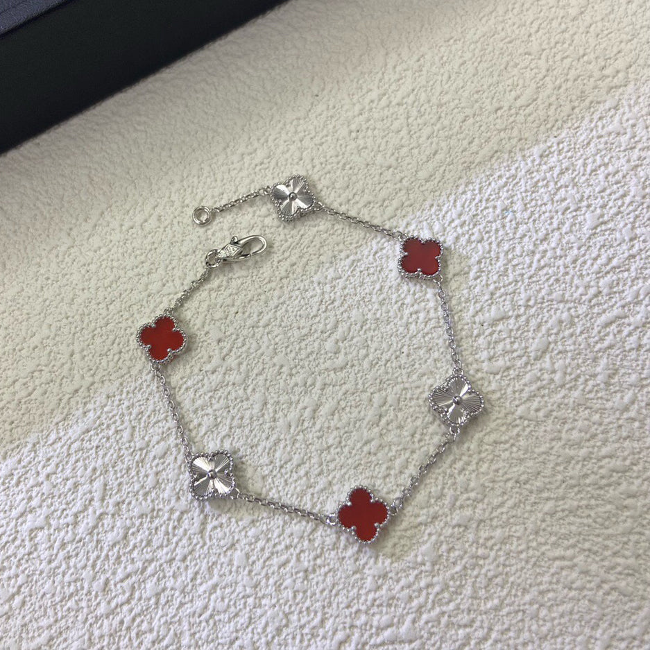 [Ornora Jewelry]CLOVER 6 MOTIF RED AGATE LASER BRACELET
