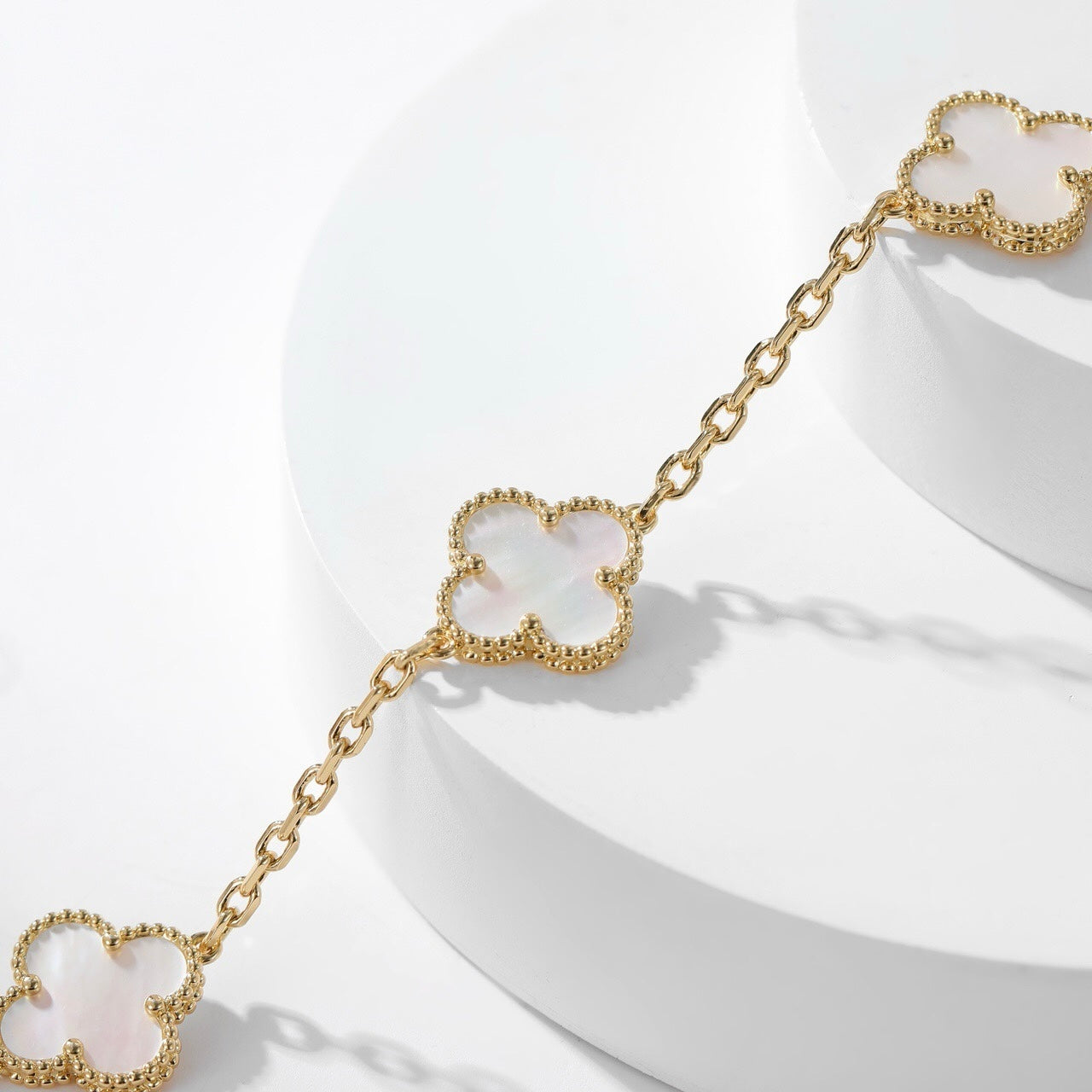 [Ornora Jewelry]CLOVER 10 MOTIFS WHITE MOTHER OF PEARL NECKLACE