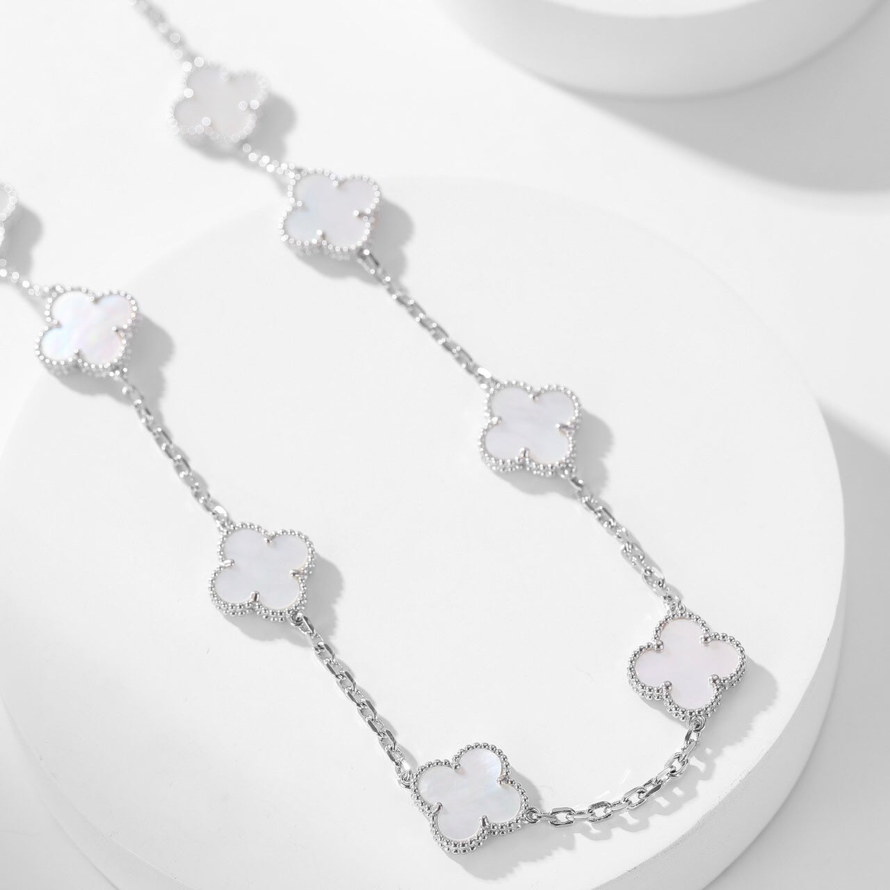 [Ornora Jewelry]CLOVER 10 MOTIFS WHITE MOTHER OF PEARL NECKLACE