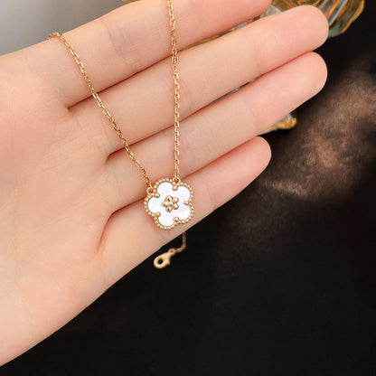 [Ornora Jewelry]LUCKY  WHITE MOP  PLUM BLOSSOM NECKLACE