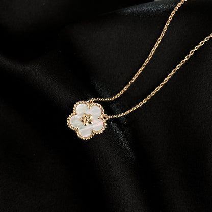[Ornora Jewelry]LUCKY  WHITE MOP  PLUM BLOSSOM NECKLACE