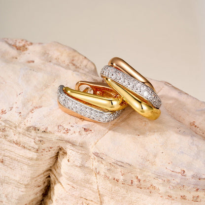 [Ornora Jewelry]TRINITY HALF DIAMOND  CUSHION EARRINGS