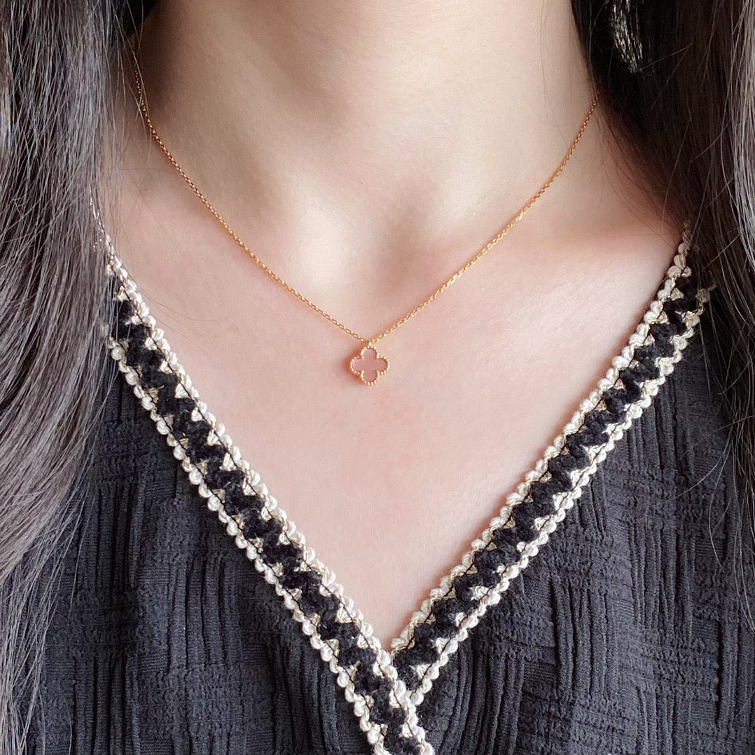 [Ornora Jewelry]CLOVER 15MM PINK MOTHER-OF-PEARL SINGLE FLOWER NECKLACE