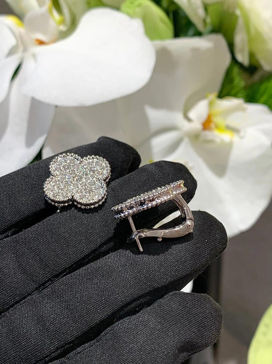 [Ornora Jewelry]CLOVER 20MM MOTIFS DIAMOND STUD EARRINGS SILVER