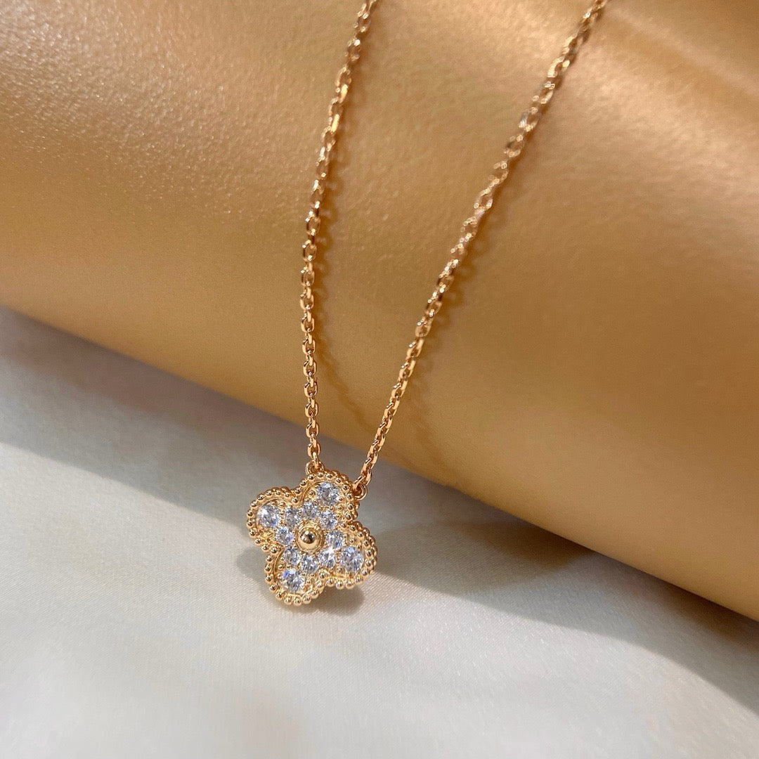 [Ornora Jewelry]CLOVER 15MM DIAMOND SINGLE FLOWER NECKLACE