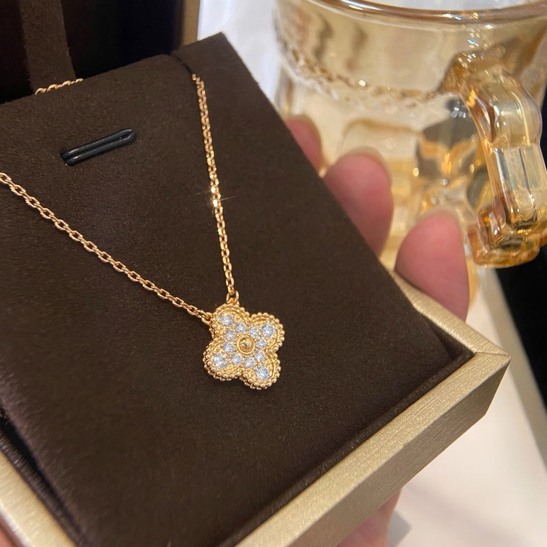 [Ornora Jewelry]CLOVER 15MM DIAMOND SINGLE FLOWER NECKLACE
