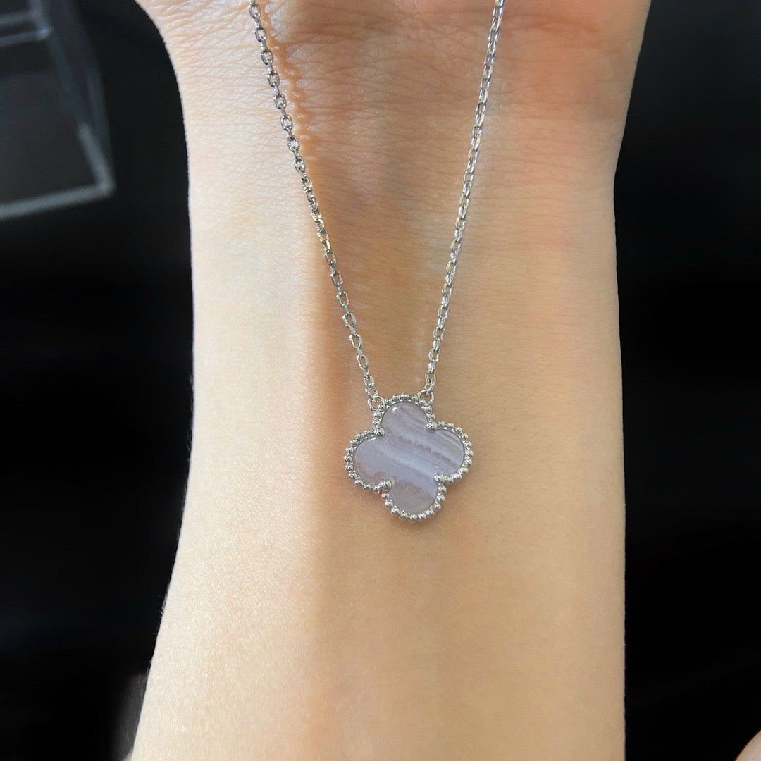 [Ornora Jewelry]CLOVER 15MM BLUE CHALCEDONY NECKLACE SILVER